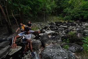 BIB: 
                            <button type="button" onclick="openModal(18605303)" class="btn btn-primary btn-sm float-right btn-popup" data-toggle="modal" data-target=".modal-high-quality">
                        <i class="fas fa-shopping-cart"></i> Add to Cart
                    </button>
                                            <button type="button" onclick="isThisMe(18605303, true)" class="btn btn-success btn-sm float-right btn-popup btn-isme hidden" data-toggle="tooltip" data-placement="bottom" title="นี่คือรูปของคุณใช่ไหม คลิกที่นี่เพื่อเอาเข้าอัลบั้ม">
                        <i class="fas fa-plus"></i> Add to album
                    </button>
                    <button type="button" onclick="isThisMe(18605303, false)" class="btn btn-warning btn-sm float-right btn-popup btn-isnotme hidden">
                        <i class="fas fa-ban"></i> Remove from album
                    </button>